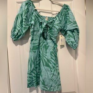 Billabong dress, brand new with tags & never worn!